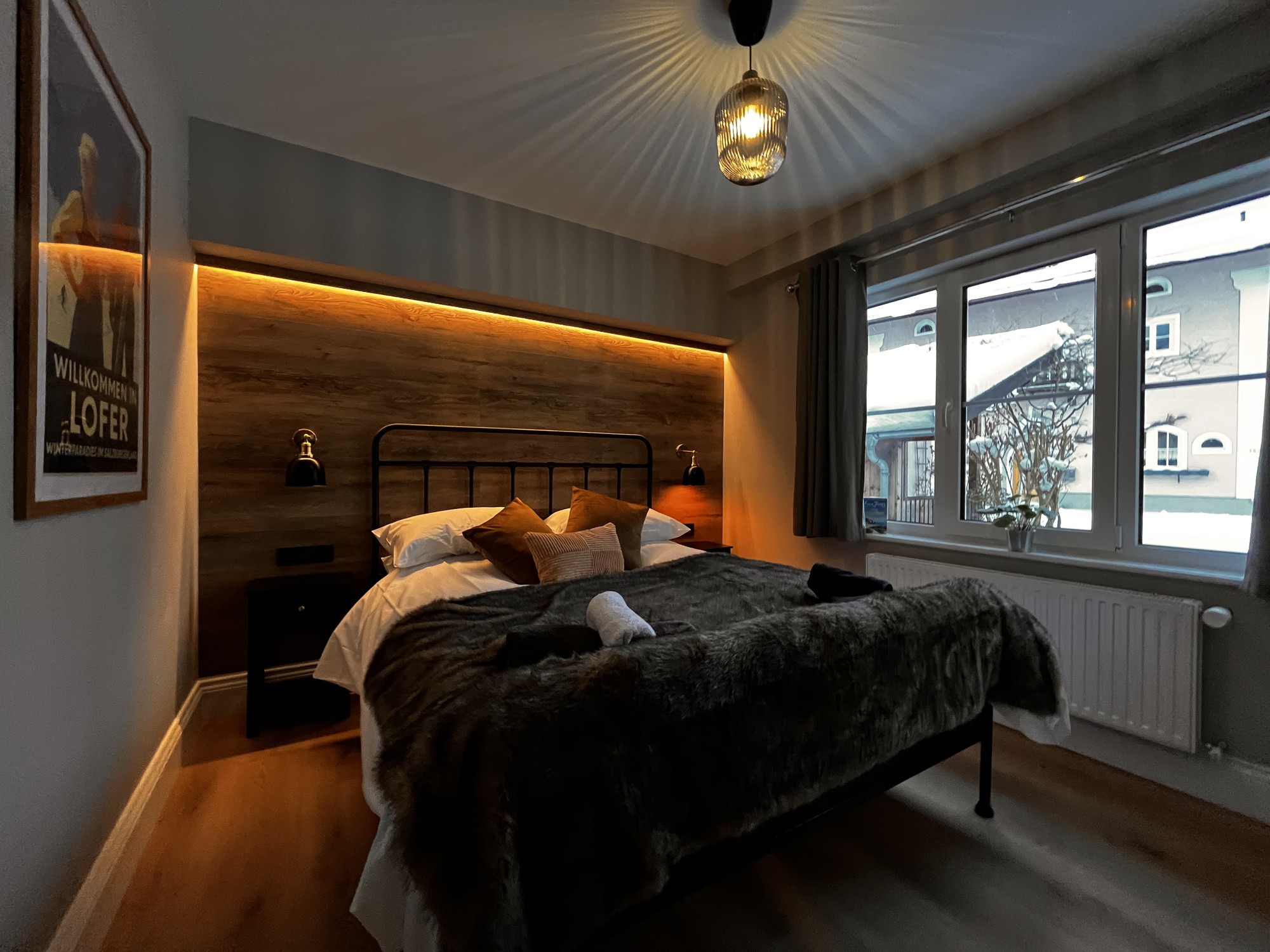 Bedroom 1 with king-size bed